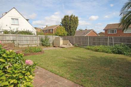 Bracken Road, Eastbourne, BN20 8SH, Image 21
