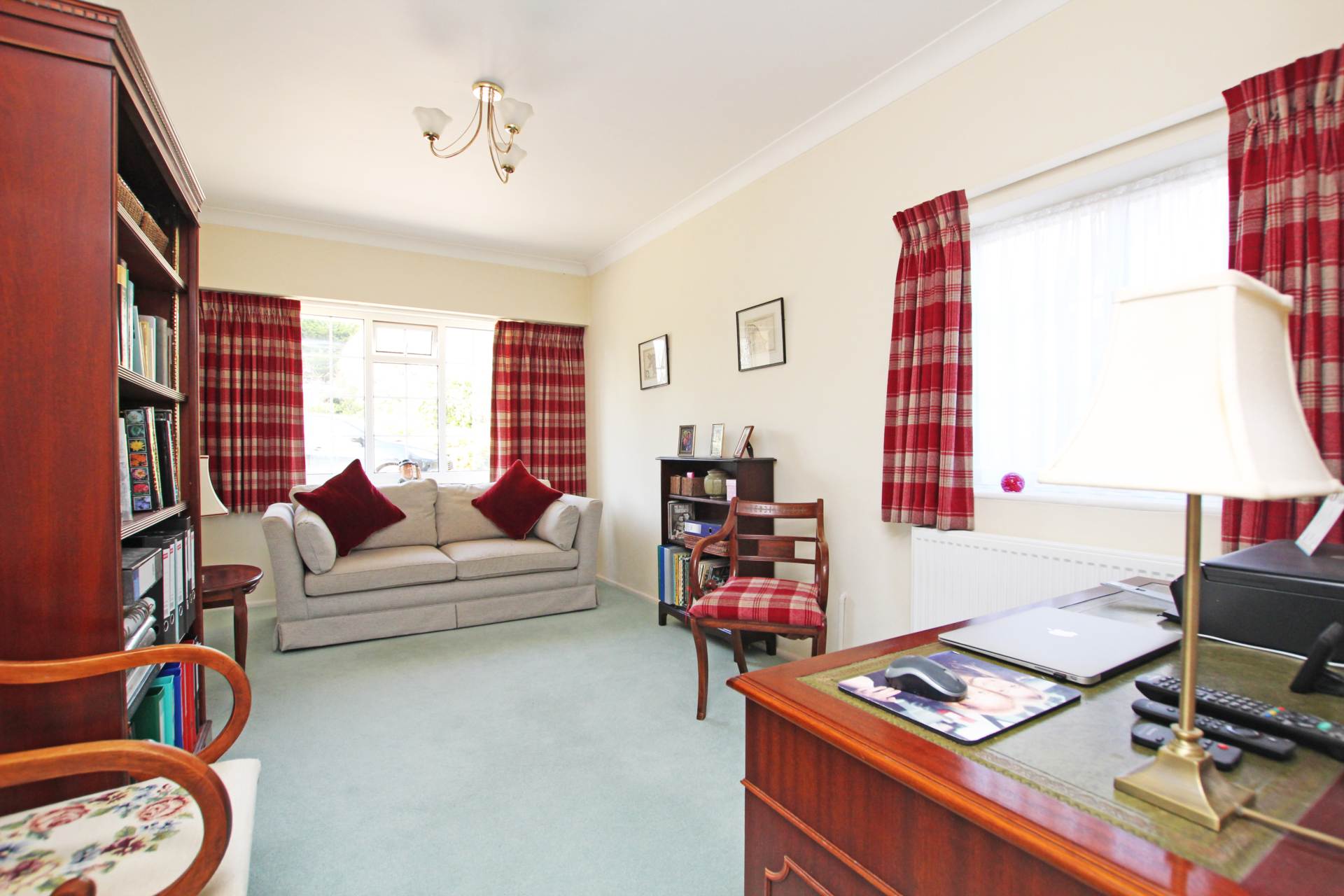 Warren Close, Friston, BN20 0EN, Image 18