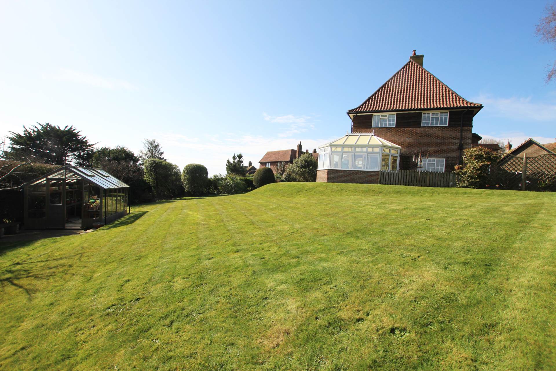 Warren Close, Friston, BN20 0EN, Image 30