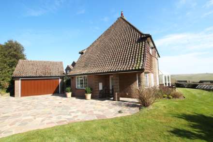 Warren Close, Friston, BN20 0EN, Image 11