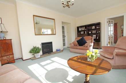 Warren Close, Friston, BN20 0EN, Image 14