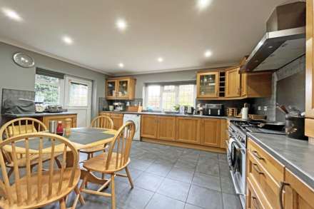 Roffrey Avenue, Hampden Park, BN22 0AE, Image 11