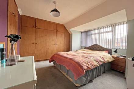 Roffrey Avenue, Hampden Park, BN22 0AE, Image 6