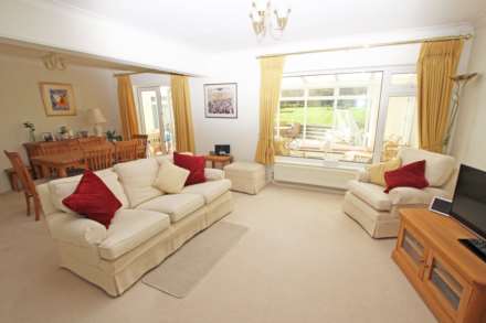 Lindsay Close, Eastbourne, BN20 8DP, Image 14