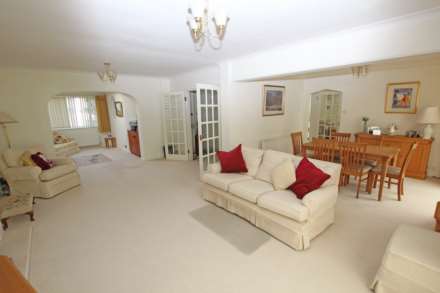 Lindsay Close, Eastbourne, BN20 8DP, Image 3