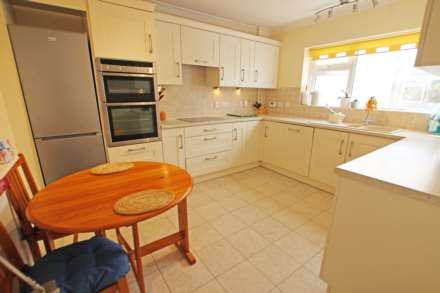 Lindsay Close, Eastbourne, BN20 8DP, Image 5
