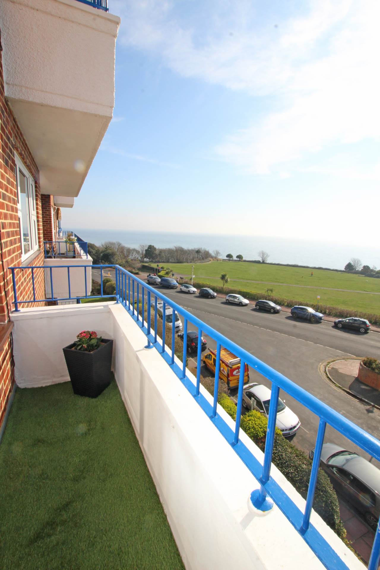 Cliff Road, Eastbourne, BN20 7XE, Image 10