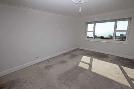 Cliff Road, Eastbourne, BN20 7XE, Image 4