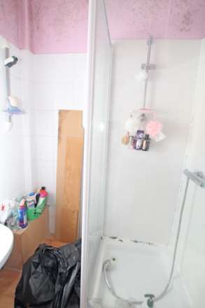 Annington Road, Eastbourne, BN22 8NG, Image 10