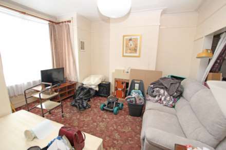 Annington Road, Eastbourne, BN22 8NG, Image 3