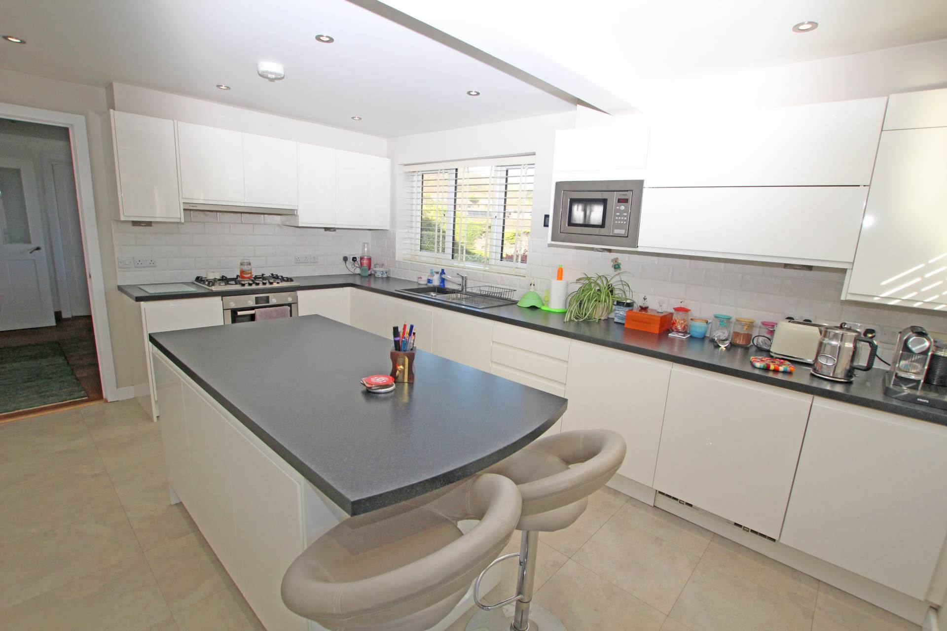 Lincoln Close, Eastbourne, BN20 7TZ, Image 11