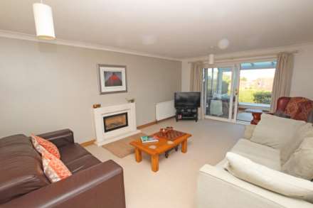 Lincoln Close, Eastbourne, BN20 7TZ, Image 2