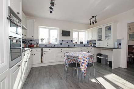 Mole Close, Stone Cross, BN24 5QB, Image 11