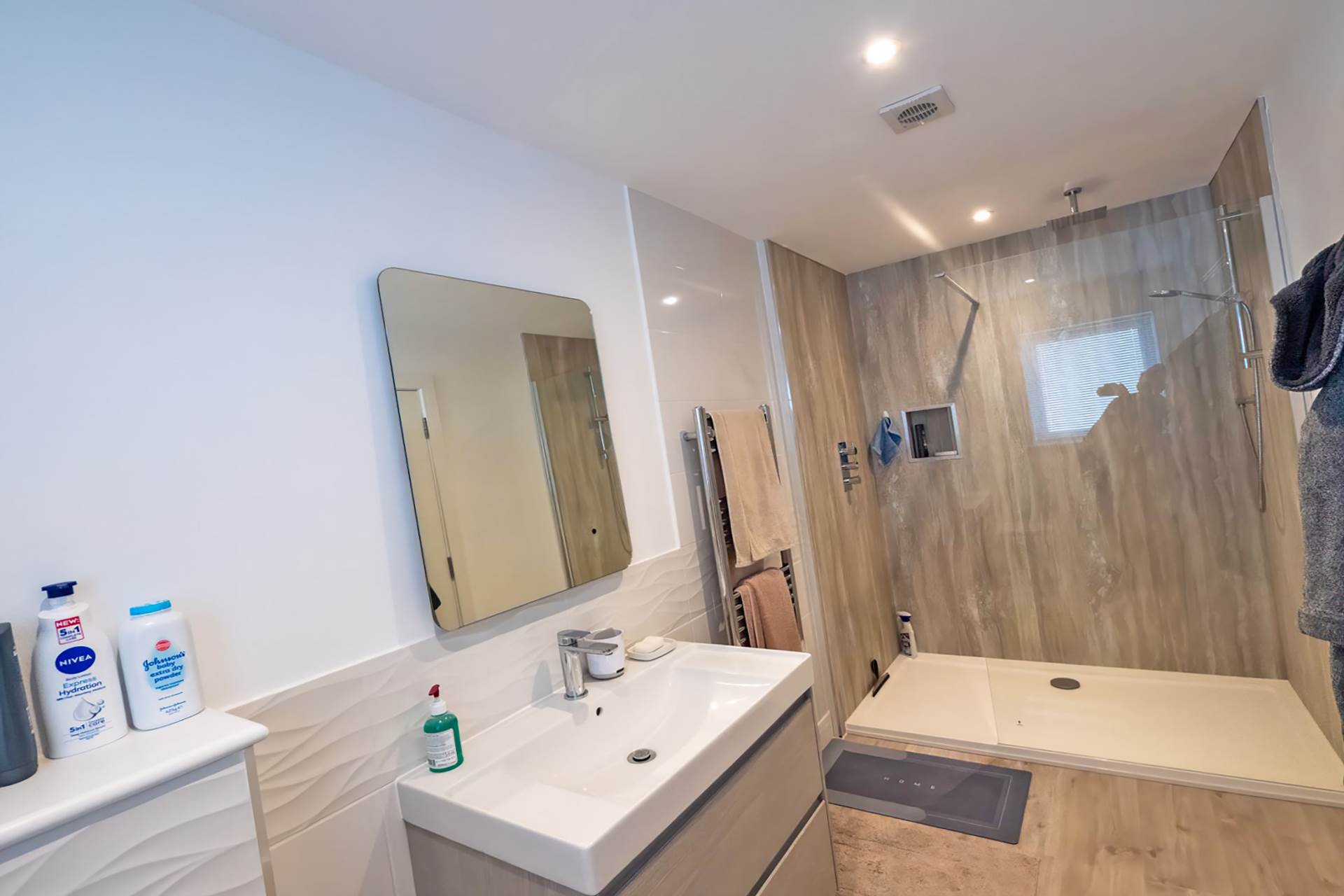 Hyde Road, Eastbourne, BN21 4SX, Image 18