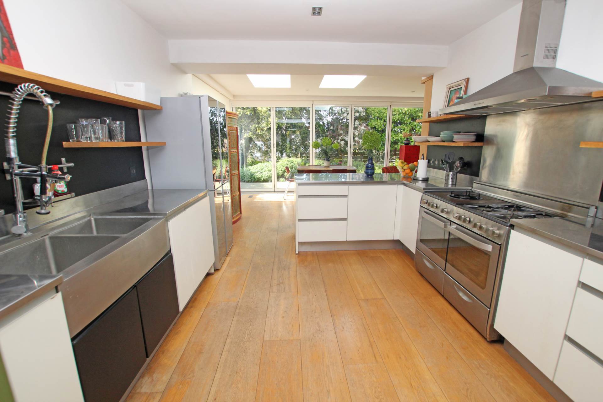 Holywell Close, Eastbourne, BN20 7RX, Image 4