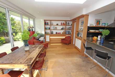 Holywell Close, Eastbourne, BN20 7RX, Image 15