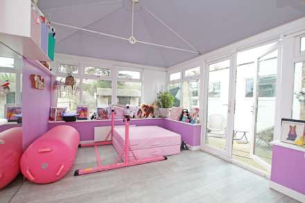 Firwood Close, Eastbourne, BN22 9QL, Image 14