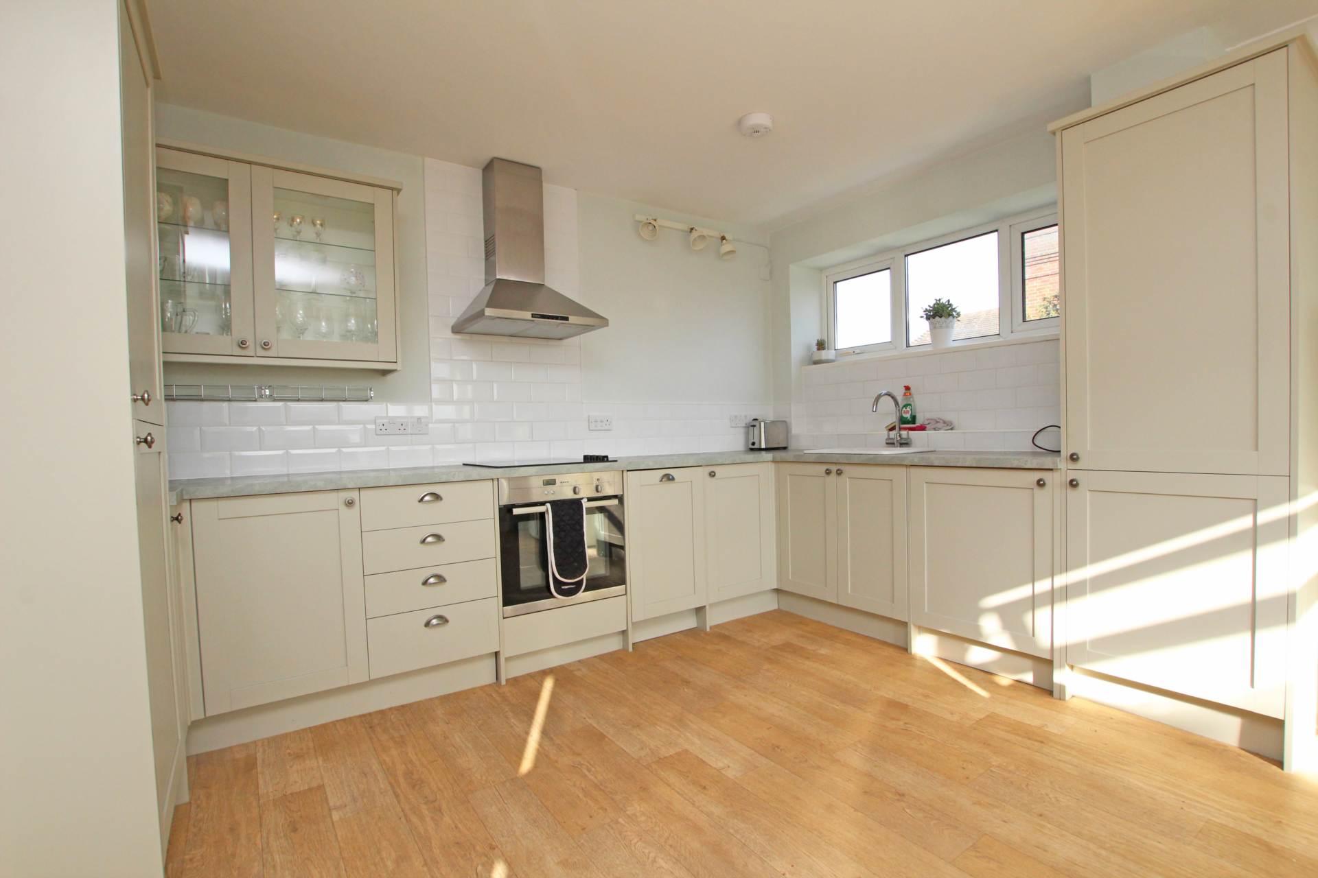 Selwyn Road, Eastbourne, BN21 2LF, Image 15