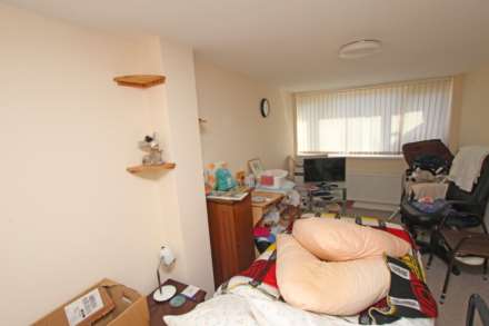 Aylesbury Avenue, Eastbourne, BN23 6AD, Image 11