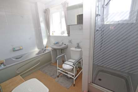 Aylesbury Avenue, Eastbourne, BN23 6AD, Image 9