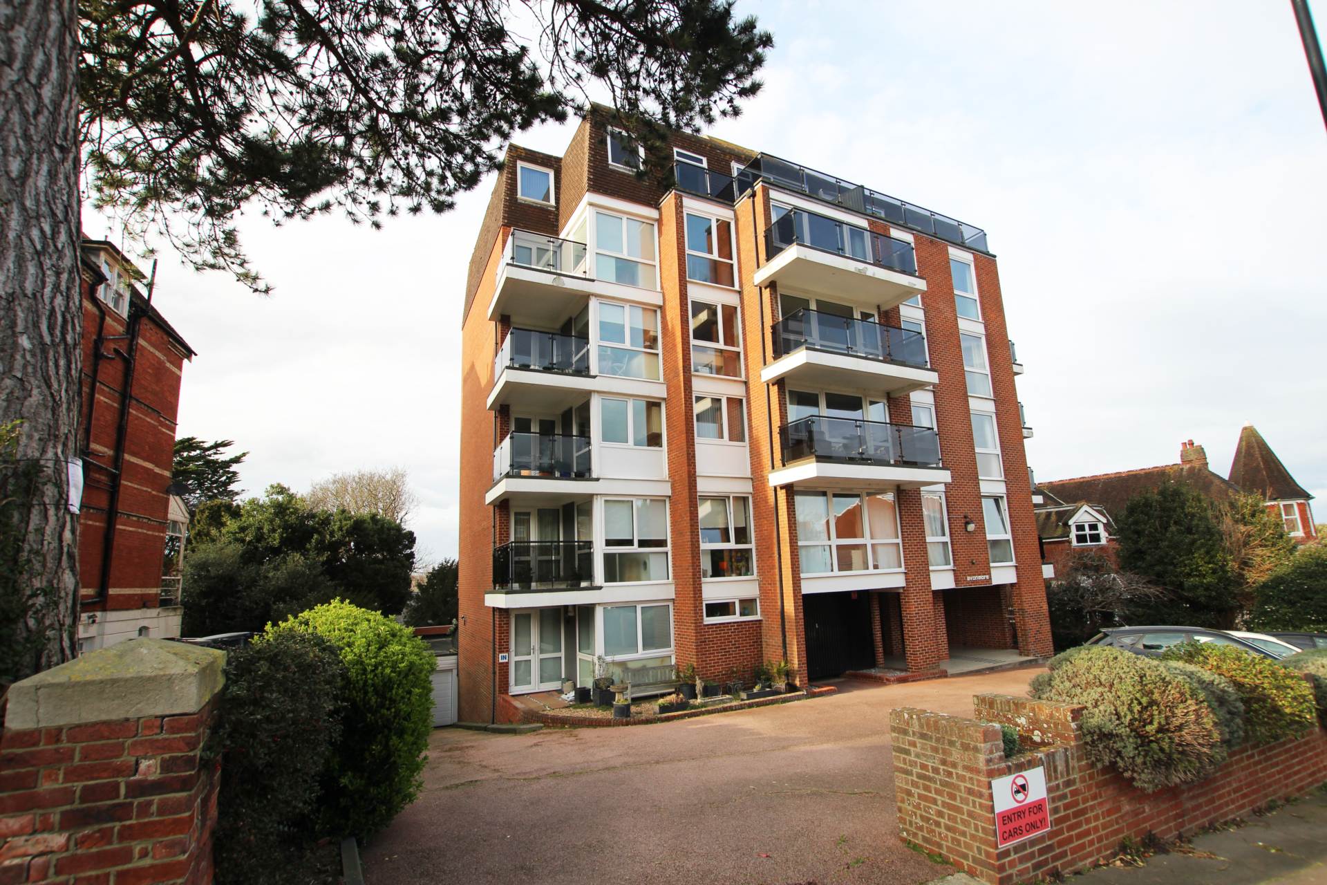 Granville Road, Eastbourne, BN20 7HA, Image 13