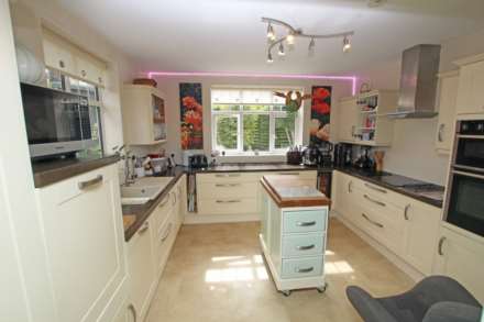 Watts Lane, Eastbourne, BN21 2LL, Image 13