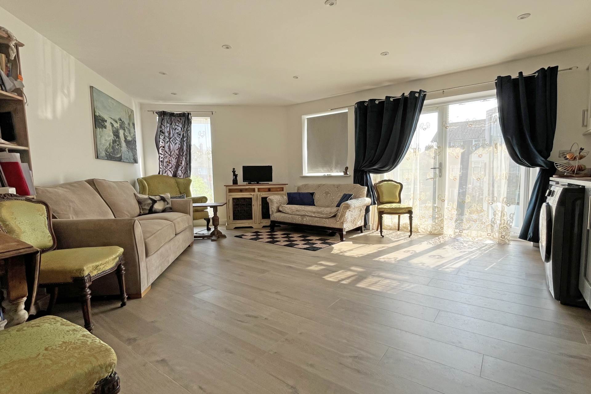 Langney Road, Eastbourne, BN22 8AG, Image 3