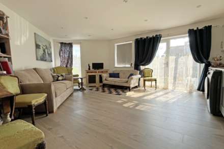 Langney Road, Eastbourne, BN22 8AG, Image 3