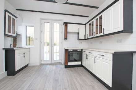 Cambridge Road, Eastbourne, BN22 7BT, Image 2