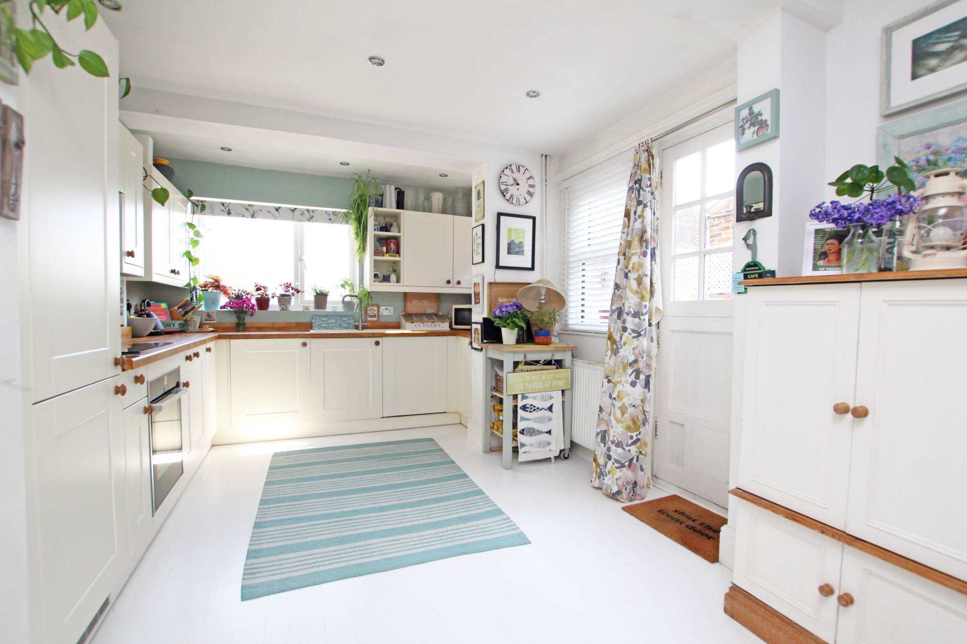 Vicarage Road, Eastbourne, BN20 8AT, Image 16