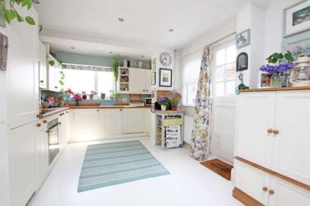Vicarage Road, Eastbourne, BN20 8AT, Image 16