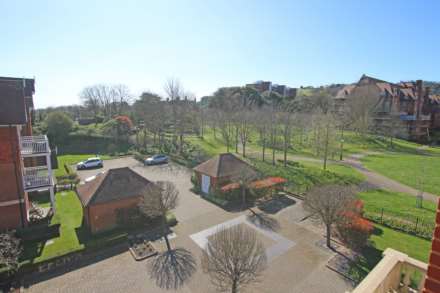 Darley Road, Eastbourne, BN20 7GB, Image 14