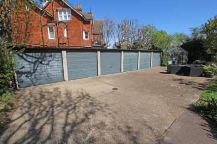 Bolsover Road, Eastbourne, BN20 7JE, Image 18