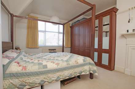 Brodrick Road, Eastbourne, BN22 9NF, Image 7