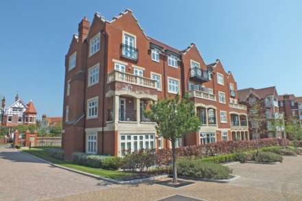 3 Bedroom Flat, Darley Road, Eastbourne, BN20 7GB