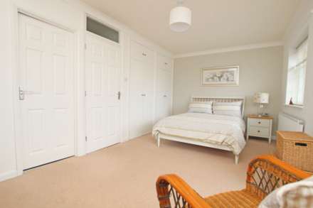 Fitzgerald Close, Eastbourne, BN20 7EP, Image 18