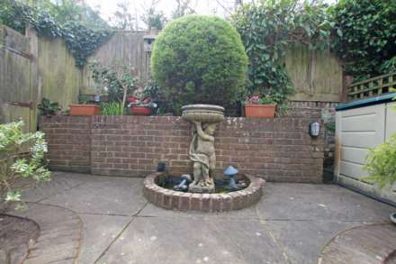 Fitzgerald Close, Eastbourne, BN20 7EP, Image 23