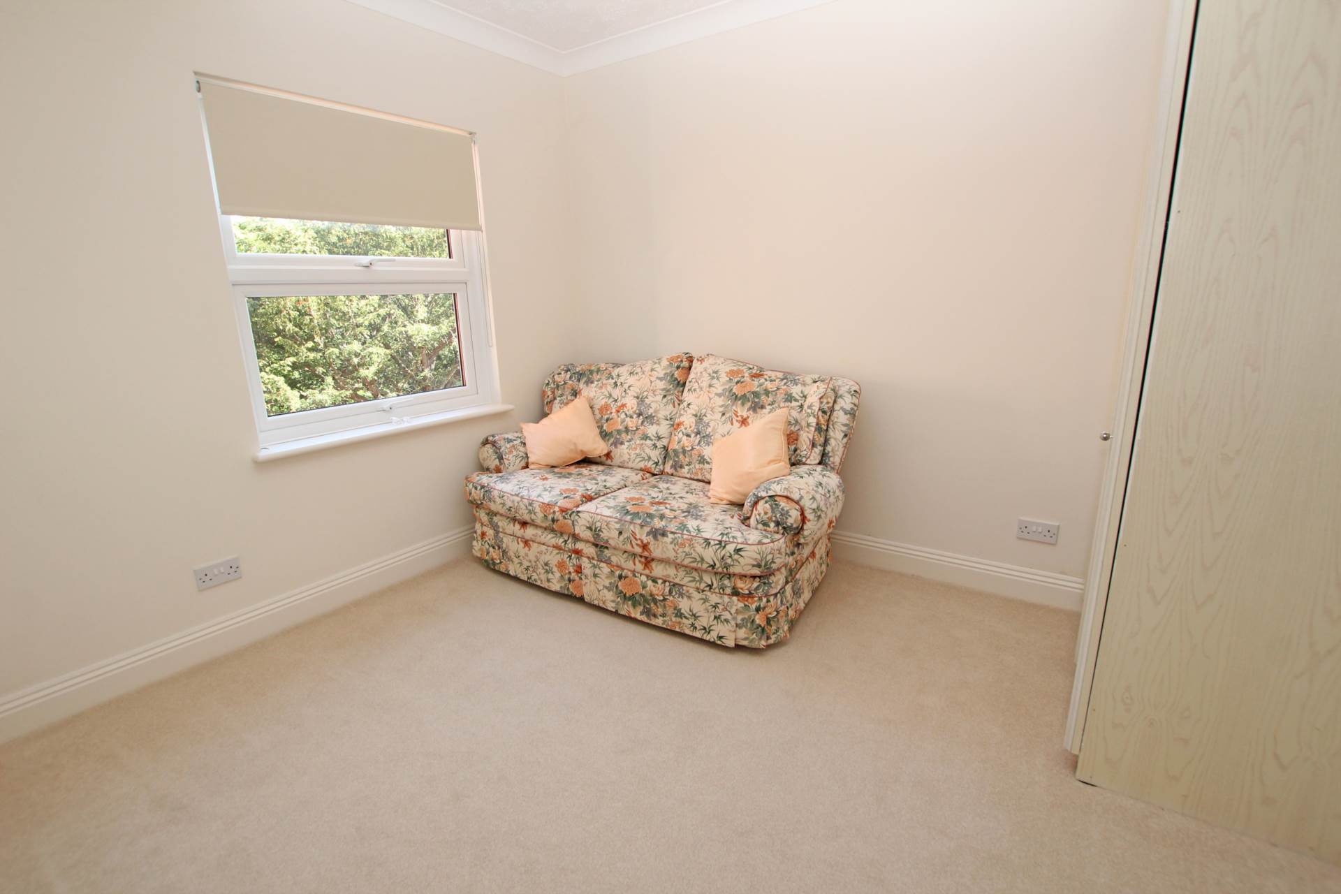 St Johns Road, Eastbourne, BN20 7NB, Image 5