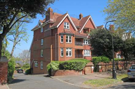 St Johns Road, Eastbourne, BN20 7NB