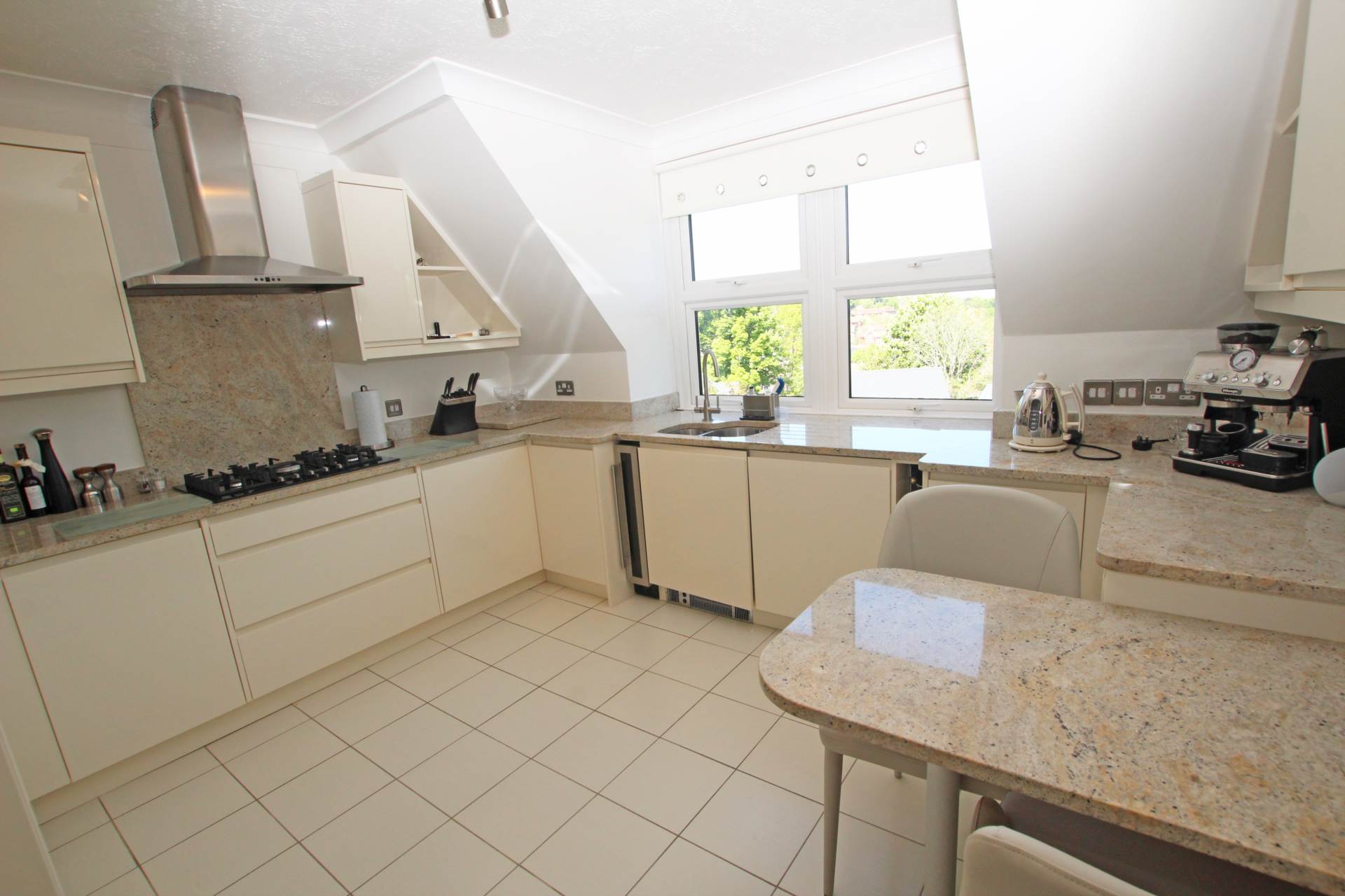 St Johns Road, Eastbourne, BN20 7NB, Image 4