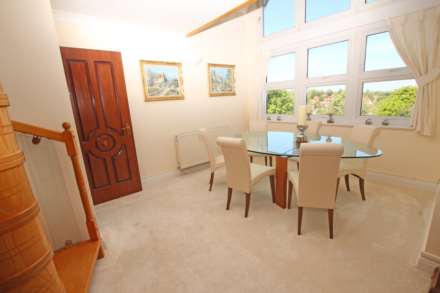 St Johns Road, Eastbourne, BN20 7NB, Image 3