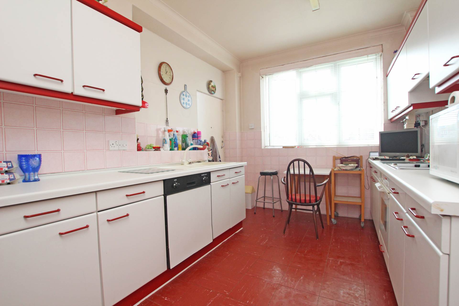 Staveley Road, Eastbourne, BN20 7JZ, Image 9