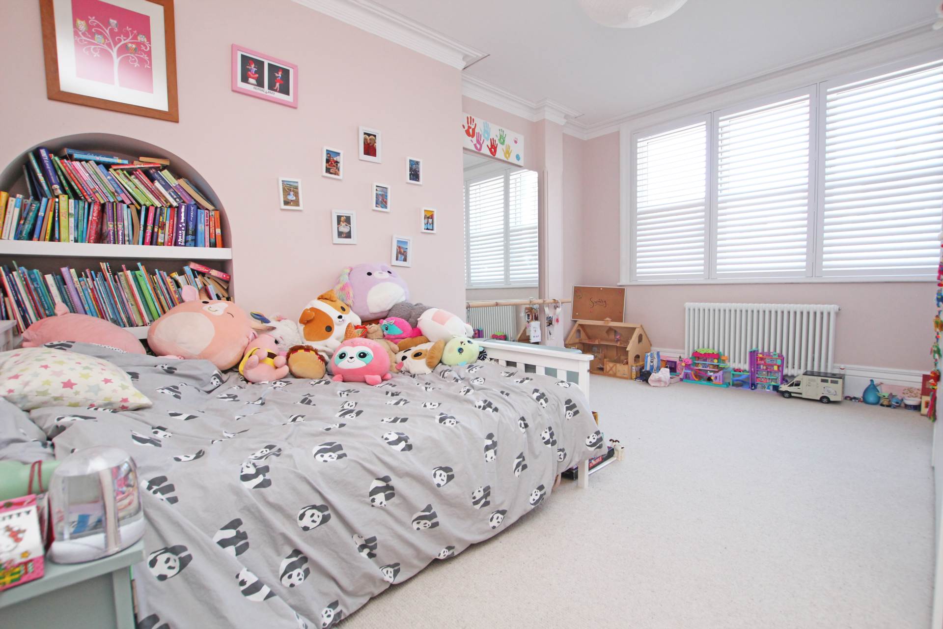 South Cliff Avenue, Eastbourne, BN20 7AH, Image 22