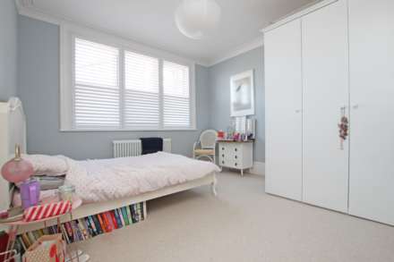 South Cliff Avenue, Eastbourne, BN20 7AH, Image 24