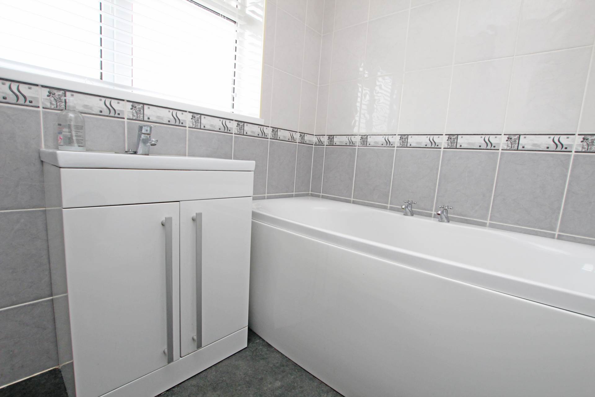 Branston Road, Eastbourne, BN22 0AL, Image 18