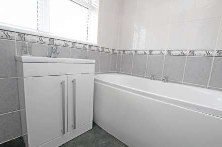 Branston Road, Eastbourne, BN22 0AL, Image 18