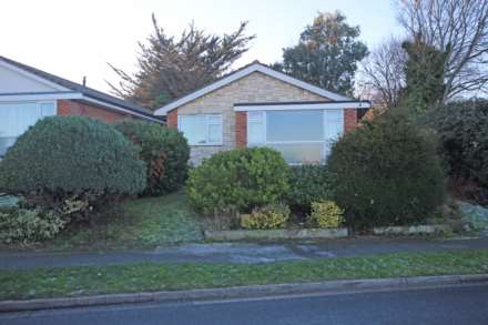 Hazelwood Avenue, Eastbourne, BN22 0SG, Image 1
