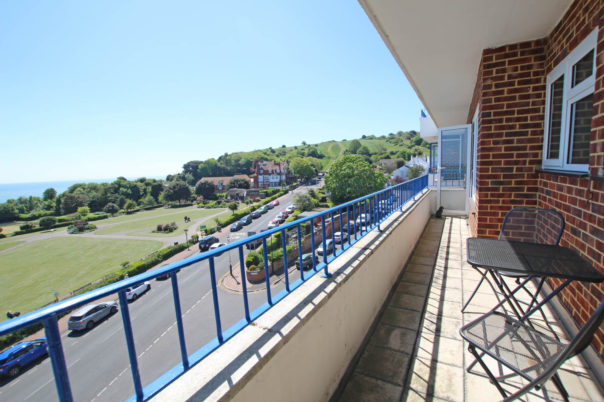Cliff Road, Eastbourne, BN20 7XE, Image 12