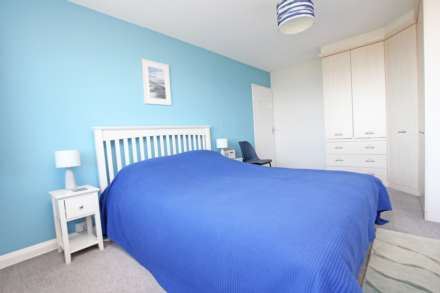 Cliff Road, Eastbourne, BN20 7XE, Image 14