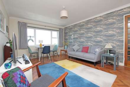 Cliff Road, Eastbourne, BN20 7XE, Image 3